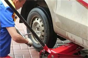 恩施附近拖车24小时服务热线电话